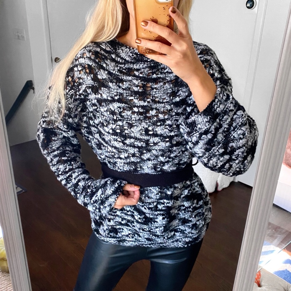 🖤 ZARA GREY BLACK CHUNKY KNIT PERFORATED BELTED SWEATER!